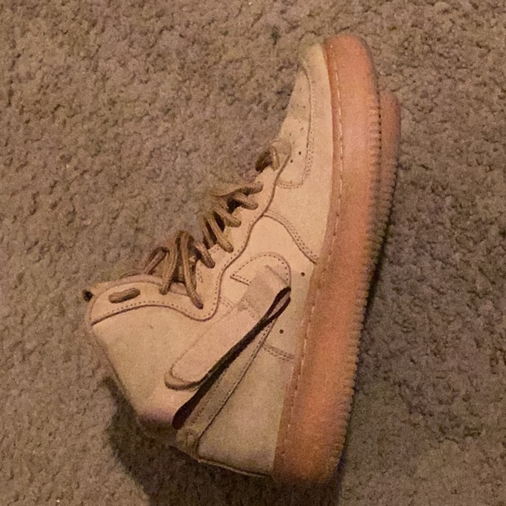 Air Force 1 - Picture 3 of 4